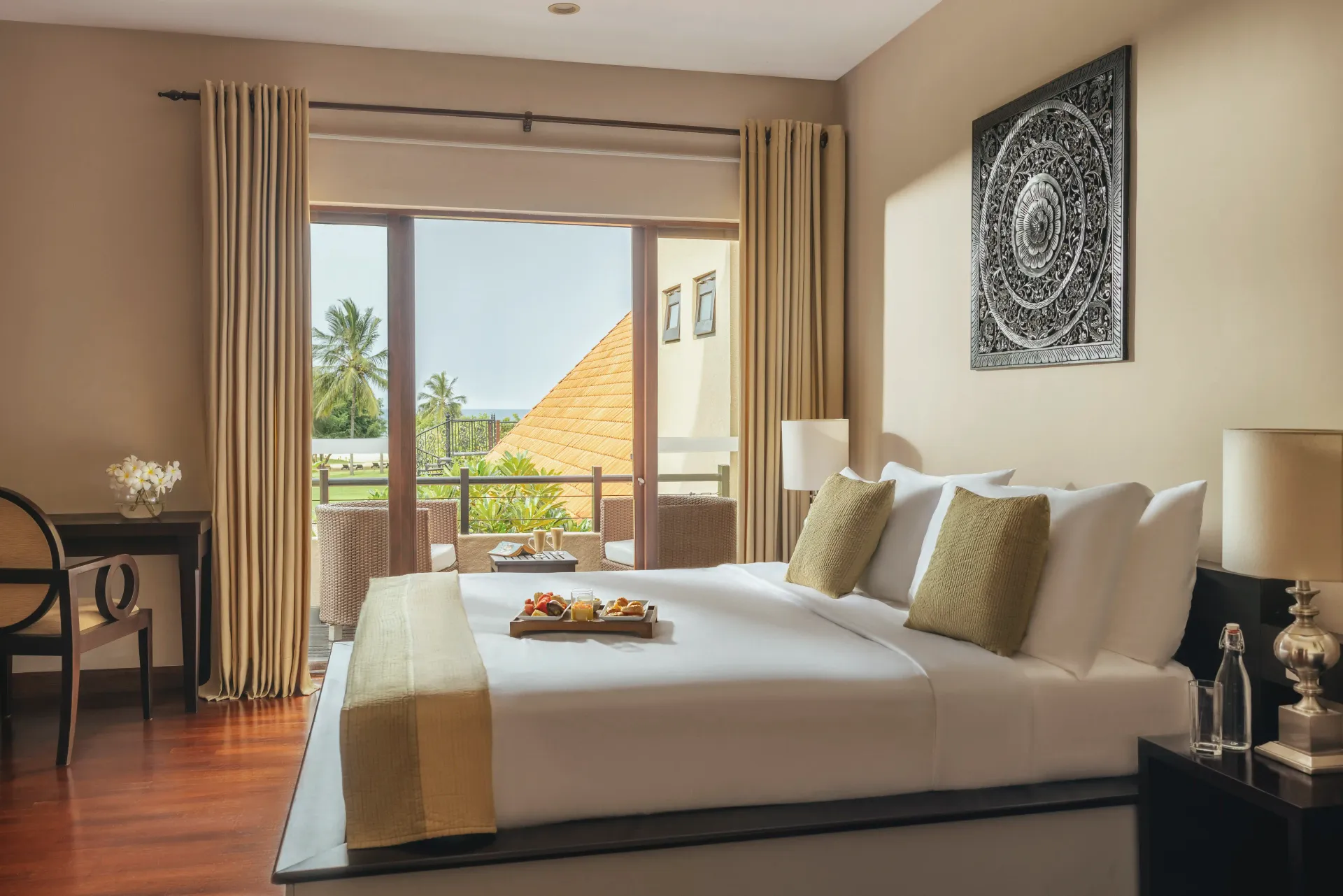Bay Suite Double Room