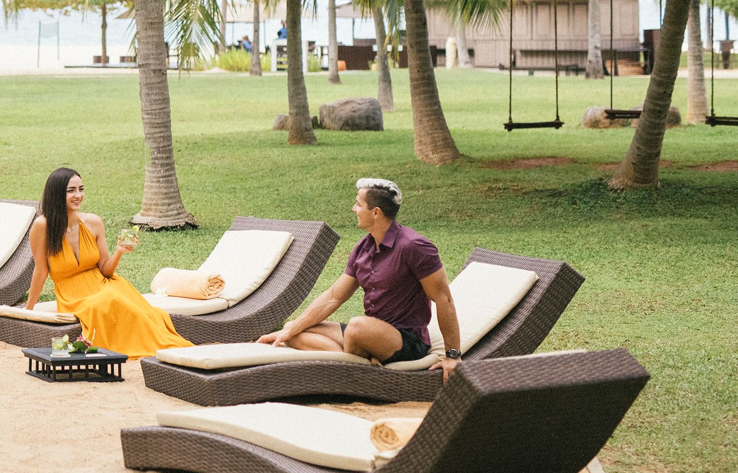 couple-jungle-beach