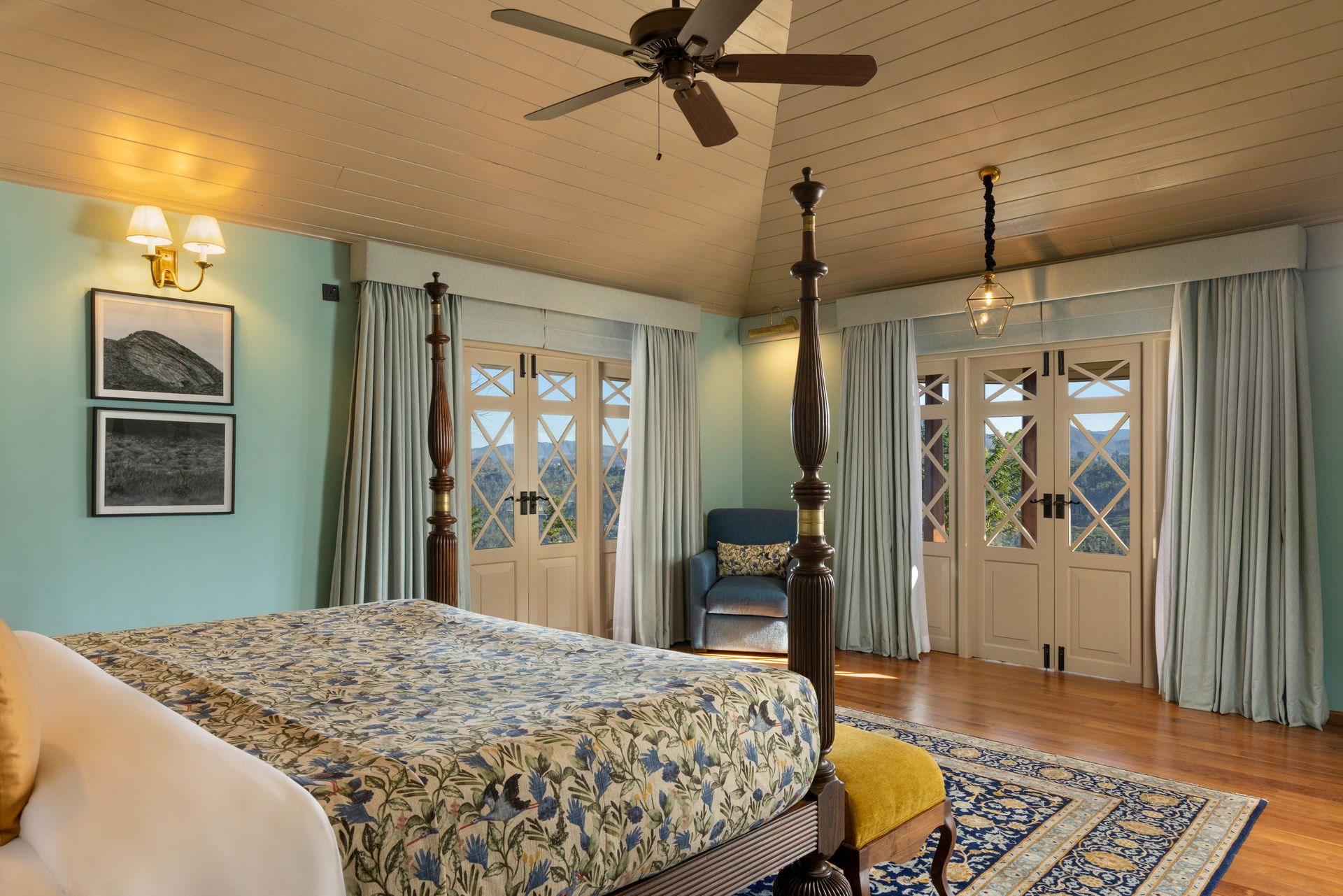 The Lane Suites