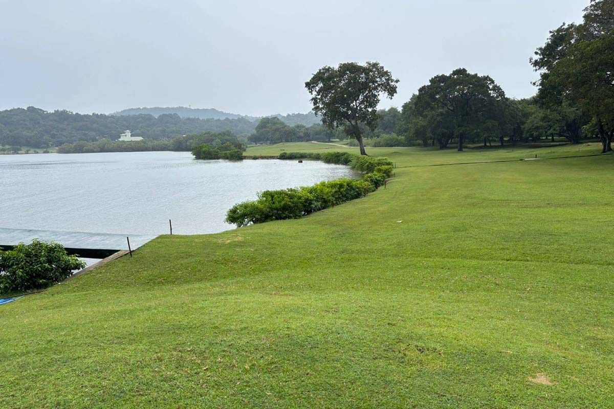 Top 5 Scenic Walking Trails in Sri Lanka